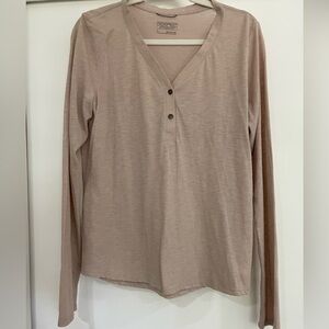 Patagonia size L Long Sleeve Top